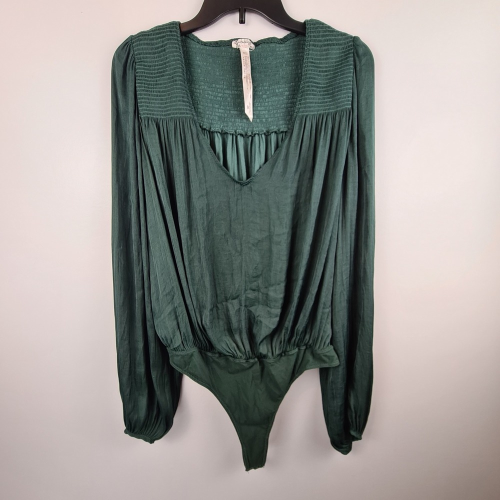 Intimately Free People Dark Green Smocked V-Neck Bishop Sleeve Bodysuit Small